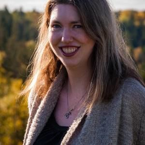 Meet your Posher, Alexandra